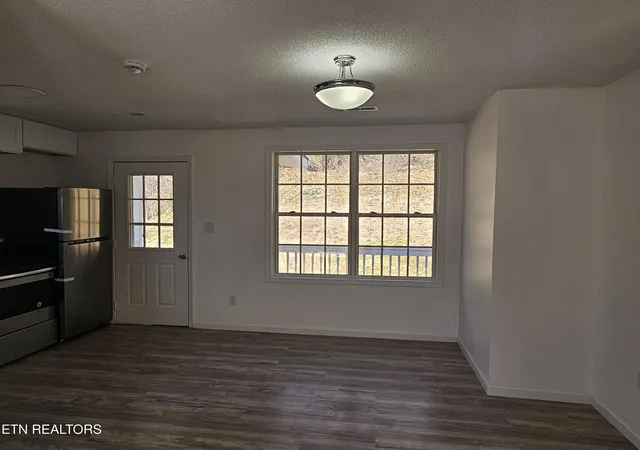 Photo 4 of Single family home for sale at 1093 Old Bell High Rd, Pineville, KY 40977 | MLS# 1354577 | Listing updated on 2026-09-05