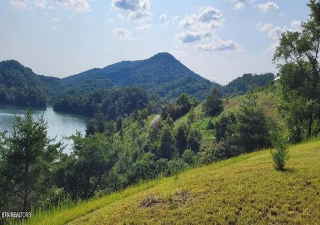 Photo 1 of Land for sale at Longshore Dr, Tazewell, TN 37879 | MLS# 1354600 | Listing updated on 2026-09-05