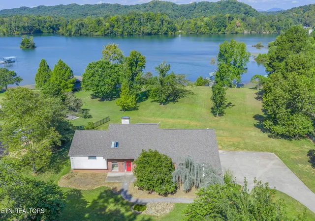Photo 1 of Single family home for sale at 4209 Guinn Rd, Knoxville, TN 37931 | MLS# 1355358 | Listing updated on 2026-10-29