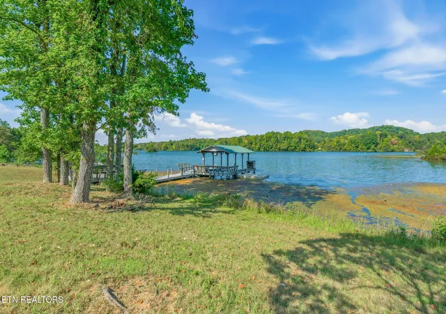 Photo 3 of Single family home for sale at 4209 Guinn Rd, Knoxville, TN 37931 | MLS# 1355358 | Listing updated on 2026-10-29