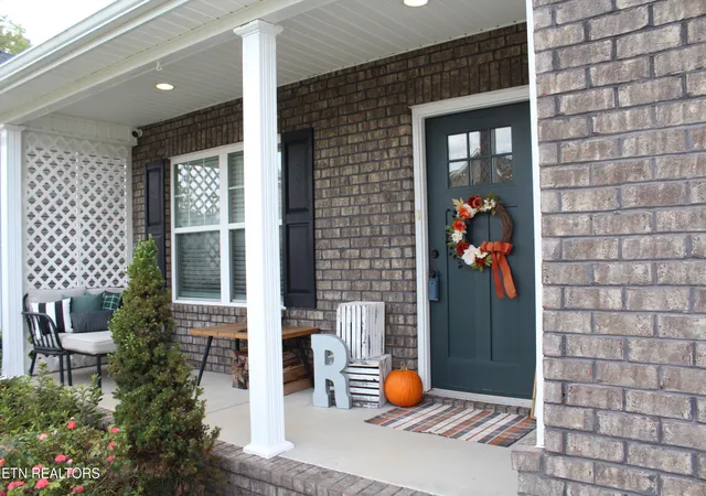 Photo 2 of Single family home for sale at 5929 Rain Cloud Rd, Knoxville, TN 37918 | MLS# 1354624 | Listing updated on 2026-10-02