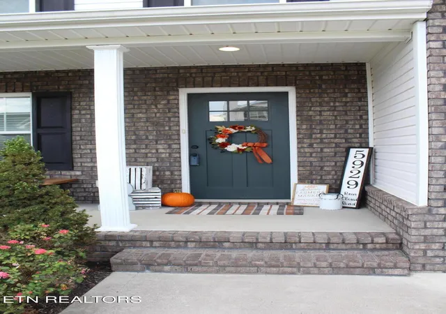 Photo 3 of Single family home for sale at 5929 Rain Cloud Rd, Knoxville, TN 37918 | MLS# 1354624 | Listing updated on 2026-10-02