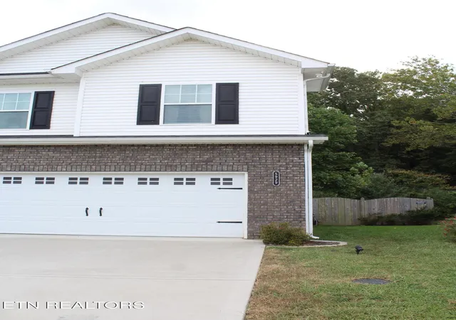 Photo 3 of Single family home for sale at 5929 Rain Cloud Rd, Knoxville, TN 37918 | MLS# 1354624 | Listing updated on 2026-10-02