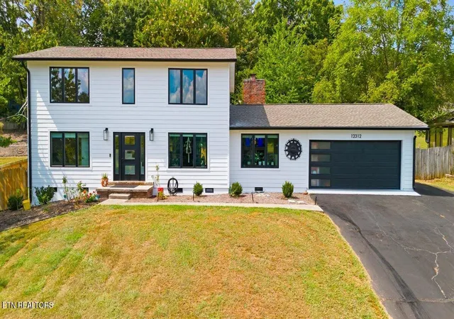 Photo 1 of Single family home for sale at 12312 W Kings Gate Rd, Knoxville, TN 37934 | MLS# 1354837 | Listing updated on 2026-09-09