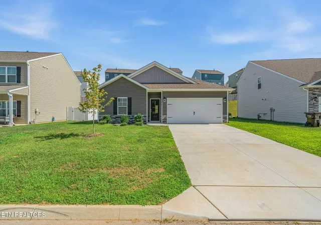 Photo 1 of Single family home for sale at 12356 Manhattan Ln, Knoxville, TN 37932 | MLS# 1354652 | Listing updated on 2026-09-18