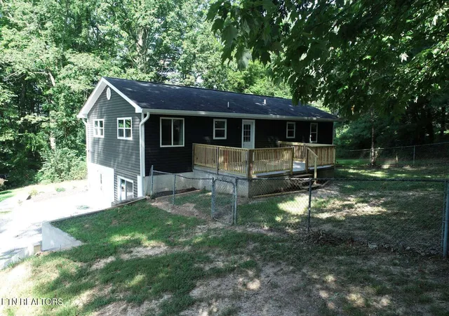 Photo 4 of Single family home for sale at 5116 Fort Sumter Rd, Knoxville, TN 37938 | MLS# 1354667 | Listing updated on 2026-09-07