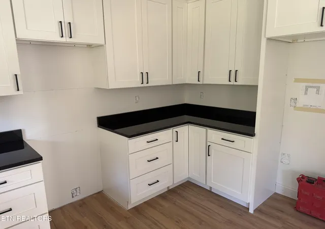 Photo 3 of Single family home for sale at 239 Thorngrove Pike, Kodak, TN 37764 | MLS# 1354785 | Listing updated on 2026-09-11
