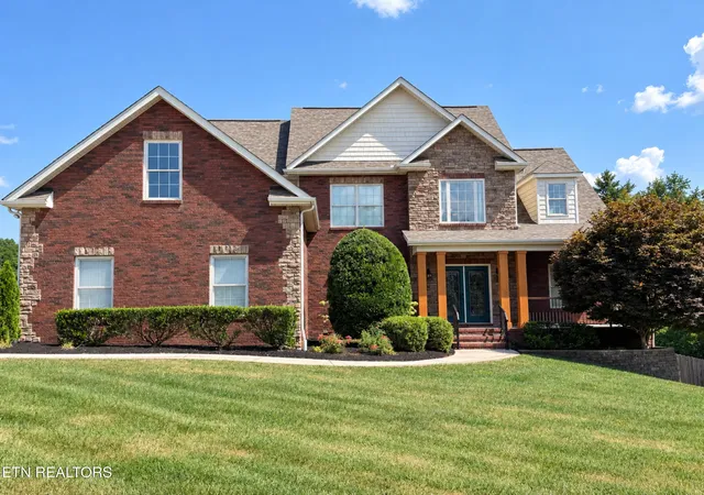 Photo 1 of Single family home for sale at 8330 Kiva Dunes Ln, Knoxville, TN 37938 | MLS# 1354688 | Listing updated on 2026-10-09