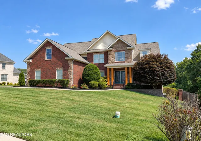 Photo 2 of Single family home for sale at 8330 Kiva Dunes Ln, Knoxville, TN 37938 | MLS# 1354688 | Listing updated on 2026-10-09