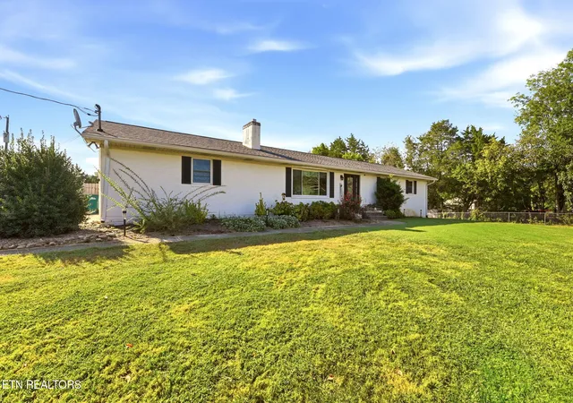 Photo 3 of Single family home for sale at 7863 Emory Chase Ln, Knoxville, TN 37918 | MLS# 1354710 | Listing updated on 2026-09-13