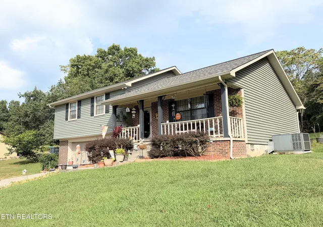 Photo 1 of Single family home for sale at 195 Booker Rd, Maynardville, TN 37807 | MLS# 1354701 | Listing updated on 2026-09-22