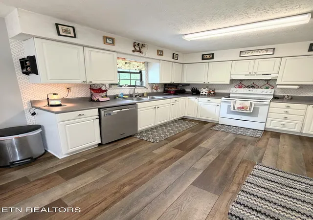 Photo 4 of Single family home for sale at 195 Booker Rd, Maynardville, TN 37807 | MLS# 1354701 | Listing updated on 2026-09-22