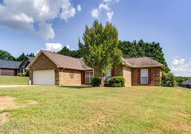 Photo 3 of Sale Pending at 250 Edinburgh Dr, Lenoir City, TN 37771 | MLS# 1355210 | Listing updated on 2026-09-17