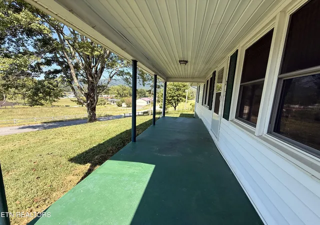 Photo 2 of Single family home for sale at 295 Allen Rock Rd, Ewing, VA 24248 | MLS# 1354859 | Listing updated on 2026-09-09