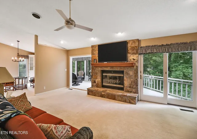Photo 3 of Single family home for sale at 120 Chatham Ln, Crossville, TN 38558 | MLS# 1354719 | Listing updated on 2026-09-08