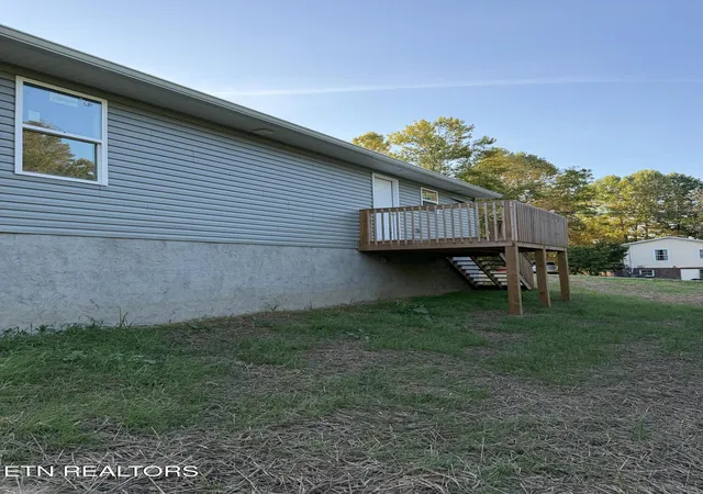 Photo 2 of Sale Pending at 450 Storie Ave, Crossville, TN 38555 | MLS# 1354806 | Listing updated on 2026-09-14