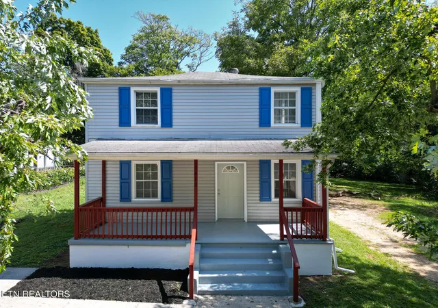Single family home for sale at 1612 Wilder Pl, Knoxville, TN 37915 | MLS# 1354853