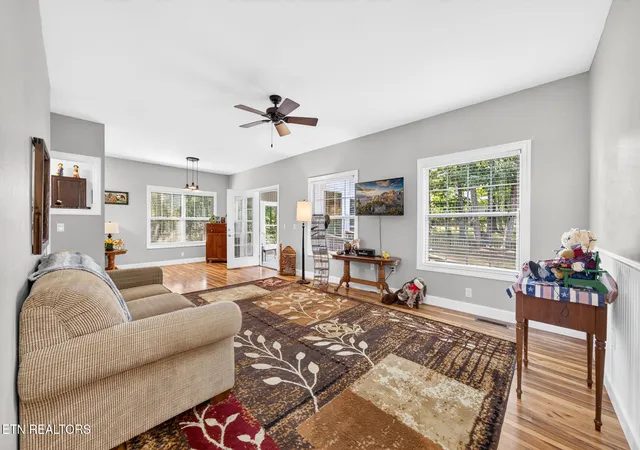 Photo 3 of Single family home for sale at 119 Wycliff Ln, Crossville, TN 38558 | MLS# 1354721 | Listing updated on 2026-09-08