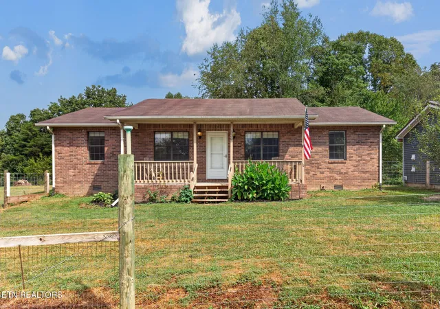Photo 1 of Single family home for sale at 330 Finley Rd, Crossville, TN 38571 | MLS# 1354723 | Listing updated on 2026-09-12