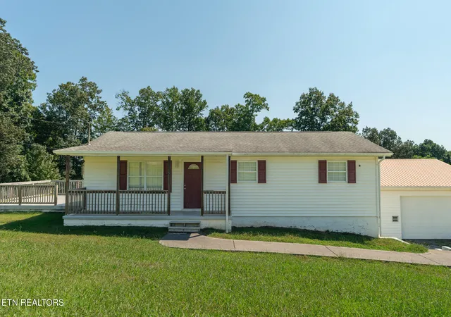 Photo 2 of Single family home for sale at 8718 Ventis Ln, Powell, TN 37849 | MLS# 1354776 | Listing updated on 2026-09-10