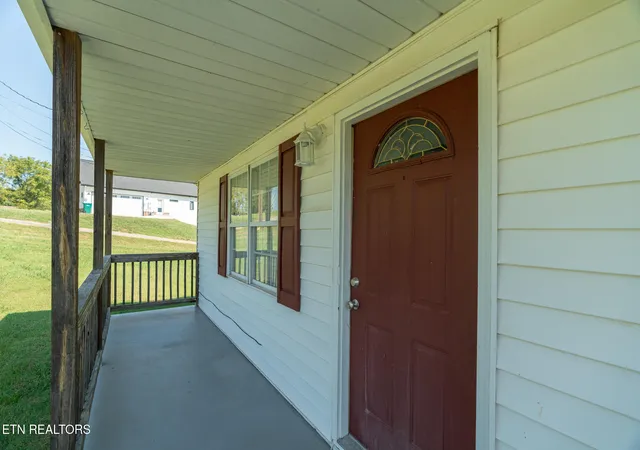 Photo 3 of Single family home for sale at 8718 Ventis Ln, Powell, TN 37849 | MLS# 1354776 | Listing updated on 2026-09-10
