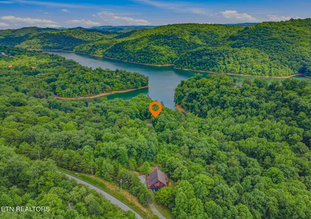 Photo 1 of Sale Pending at 385 Wildcat Holw Rd, New Tazewell, TN 37825 | MLS# 1354848 | Listing updated on 2026-09-17