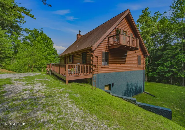 Photo 3 of Sale Pending at 385 Wildcat Holw Rd, New Tazewell, TN 37825 | MLS# 1354848 | Listing updated on 2026-09-17