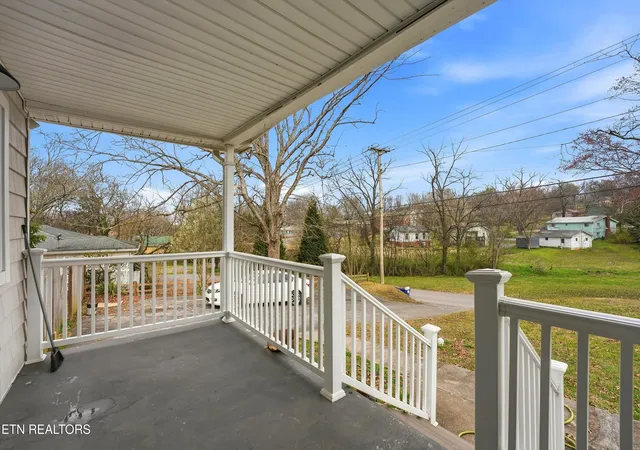 Photo 3 of Single family home for sale at 1080 6th Street, Cleveland, TN 37311 | MLS# 1354907 | Listing updated on 2026-09-25
