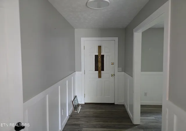 Photo 2 of Single family home for sale at 172 Liberty St, Jacksboro, TN 37757 | MLS# 1354745 | Listing updated on 2026-10-06