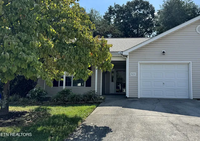 Photo 2 of Condo for sale at 929 Ashley Michelle Ct, Knoxville, TN 37934 | MLS# 1354826 | Listing updated on 2026-09-09
