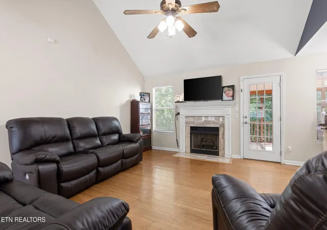 Photo 2 of Single family home for sale at 6172 Chandler Hl Rd, Ooltewah, TN 37363 | MLS# 1355687 | Listing updated on 2026-09-30