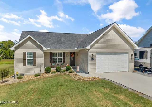 Photo 2 of Sale Pending at 5631 Old Niles Fry Pike, Greenback, TN 37742 | MLS# 1355695 | Listing updated on 2026-09-20