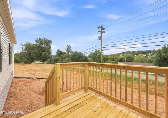 Photo 3 of Single family home for sale at 1140 Kidwell Ridge Rd, Morristown, TN 37814 | MLS# 1354895 | Listing updated on 2026-10-02