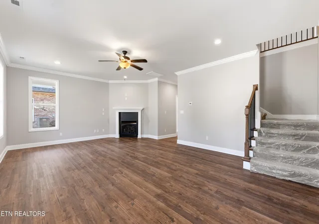 Photo 4 of Single family home for sale at 166 Crossroads Blvd, Oak Ridge, TN 37830 | MLS# 1355083 | Listing updated on 2026-09-10