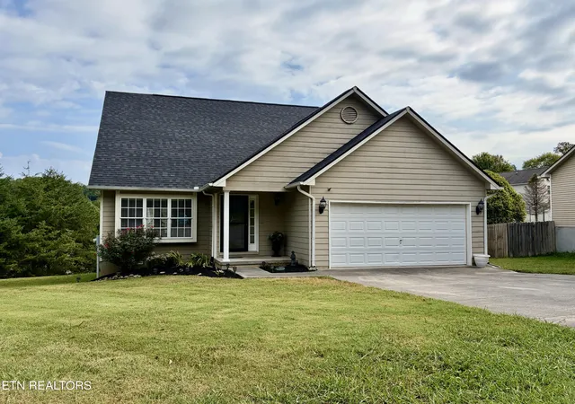 Photo 1 of Single family home for sale at 8435 Gardenside Ln, Powell, TN 37849 | MLS# 1354762 | Listing updated on 2026-09-08