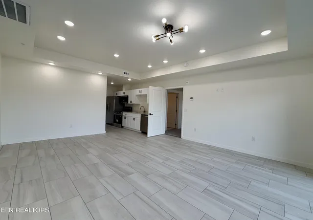 Condo for sale in building located at 129 Sugarfoot Wy, Pigeon Forge, TN 37863 - Unit #303
