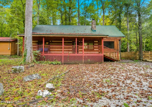Photo 1 of Single family home for sale at 4438 E Scenic Dr, Gatlinburg, TN 37738 | MLS# 1355622 | Listing updated on 2026-09-22