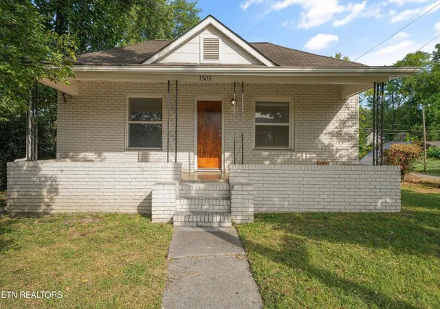 Photo 1 of Single family home for sale at 1503 Connecticut Ave, Knoxville, TN 37921 | MLS# 1354843 | Listing updated on 2026-09-11
