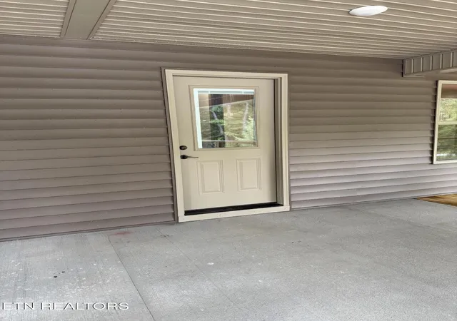 Photo 4 of Single family home for sale at 807 Dulog Tr, Jamestown, TN 38556 | MLS# 1355744 | Listing updated on 2026-10-05
