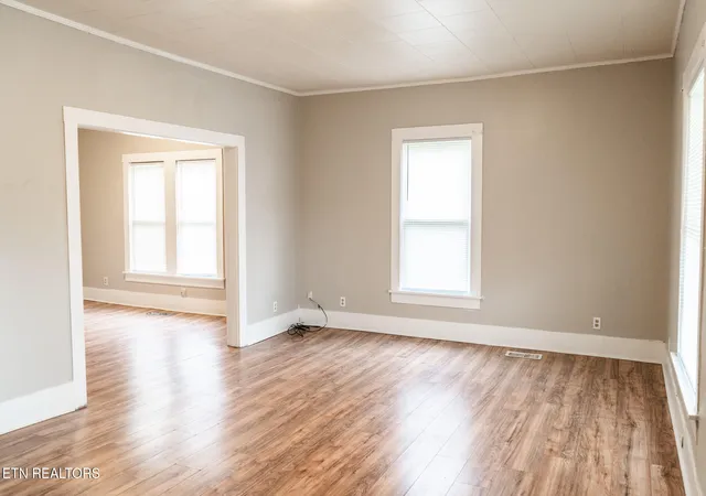 Photo 1 of Single family home for sale at 407 W Wheeler St, Rockwood, TN 37854 | MLS# 1355281 | Listing updated on 2026-09-12