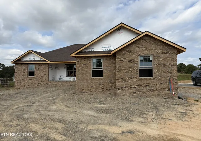 Photo 2 of Single family home for sale at 899 Keating Loop, Crossville, TN 38555 | MLS# 1354873 | Listing updated on 2026-09-09
