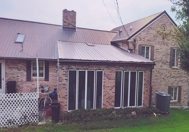Photo 4 of Single family home for sale at 172 Ridgefield Rd #SW, Wise, VA 24293 | MLS# 1355322 | Listing updated on 2026-10-09
