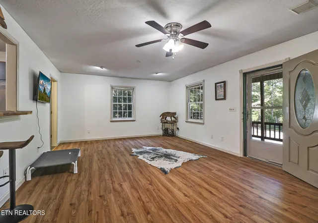 Photo 3 of Single family home for sale at 1222 Leffle Webb Rd, Crossville, TN 38572 | MLS# 1354915 | Listing updated on 2026-09-09