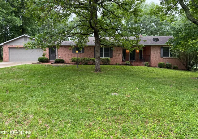 Photo 1 of Single family home for sale at 129 Lisa Ln, Crossville, TN 38558 | MLS# 1354858 | Listing updated on 2026-09-09