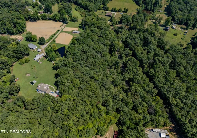 Photo 2 of Land for sale at 0 Morgan Co (332 Ac) Hwy, Lancing, TN 37770 | MLS# 1354787 | Listing updated on 2026-10-08