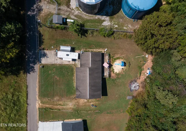 Photo 17 of Single family home for sale at 885 N Ridgecrest Rd, Luttrell, TN 37779 | MLS# 1355176 | Listing updated on 2026-09-11