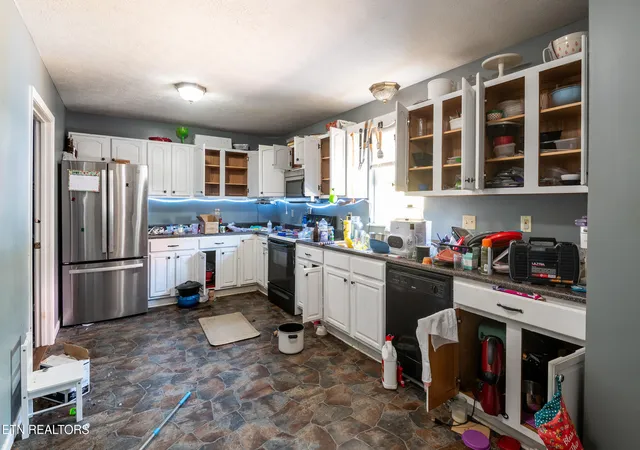 Photo 4 of Single family home for sale at 885 N Ridgecrest Rd, Luttrell, TN 37779 | MLS# 1355176 | Listing updated on 2026-09-11