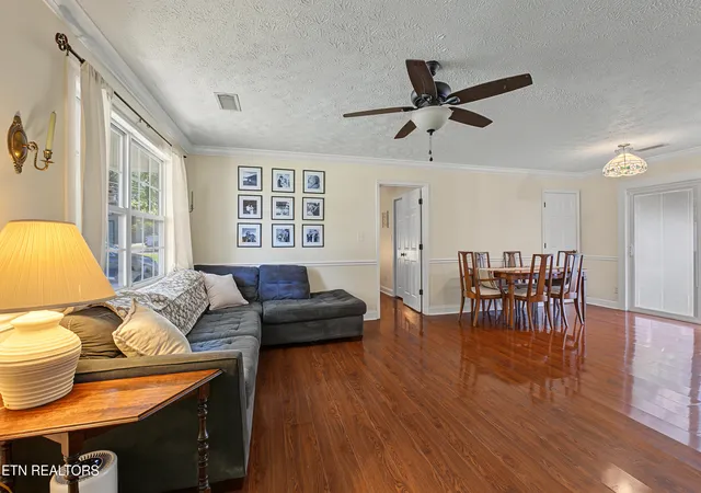 Photo 3 of Sale Pending at 3902 Gamble Ln, Maryville, TN 37804 | MLS# 1355643 | Listing updated on 2026-09-19