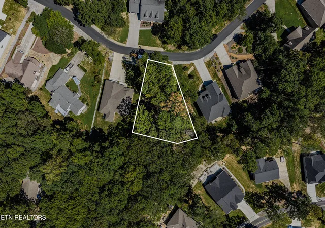 Photo 1 of Sale Pending at 181 Chahyga Way, Loudon, TN 37774 | MLS# 1355179 | Listing updated on 2026-09-13