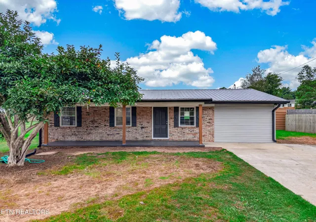 Photo 1 of Single family home for sale at 2839 Black Oak Rd, Jefferson City, TN 37760 | MLS# 1354960 | Listing updated on 2026-09-10
